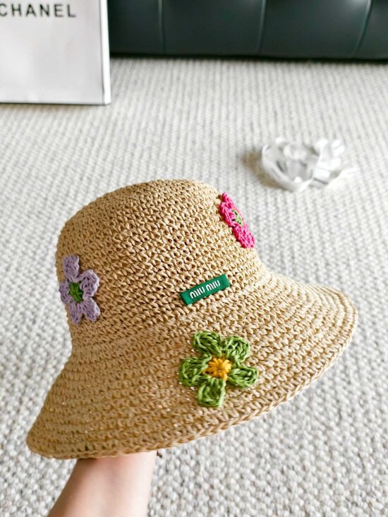 MIU MIU straw hat